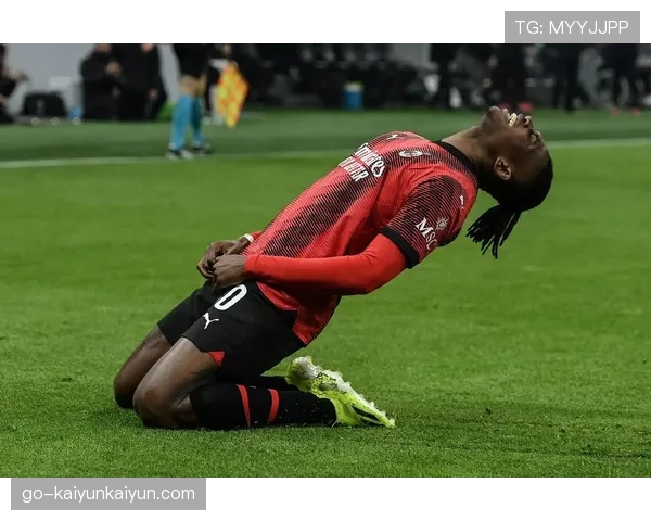 国米客场2-0力克拉齐奥,联赛积分优势扩大至8分 国米客场2-0力克拉齐奥,联赛积分优势扩大至8分